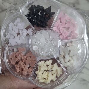 Assorted Bow and Pearl Nail Art Set